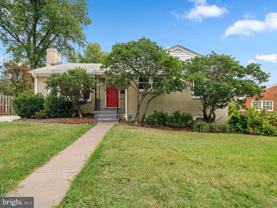 6095 Wilson Blvd - Photo 1 of 1