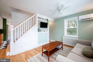 2444 S Oakland St - Photo 1 of 1