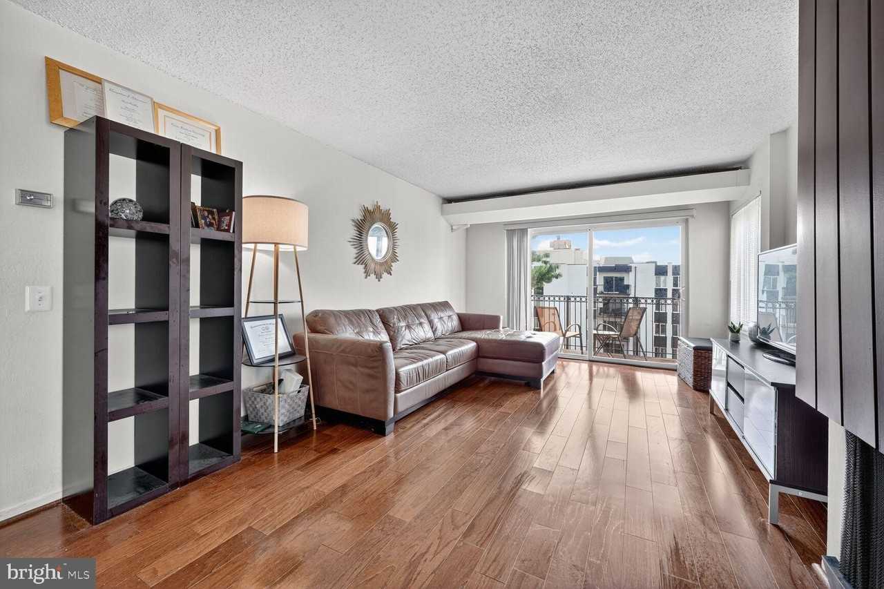 60 South Van Dorn Street #519 - Photo 3 of 10