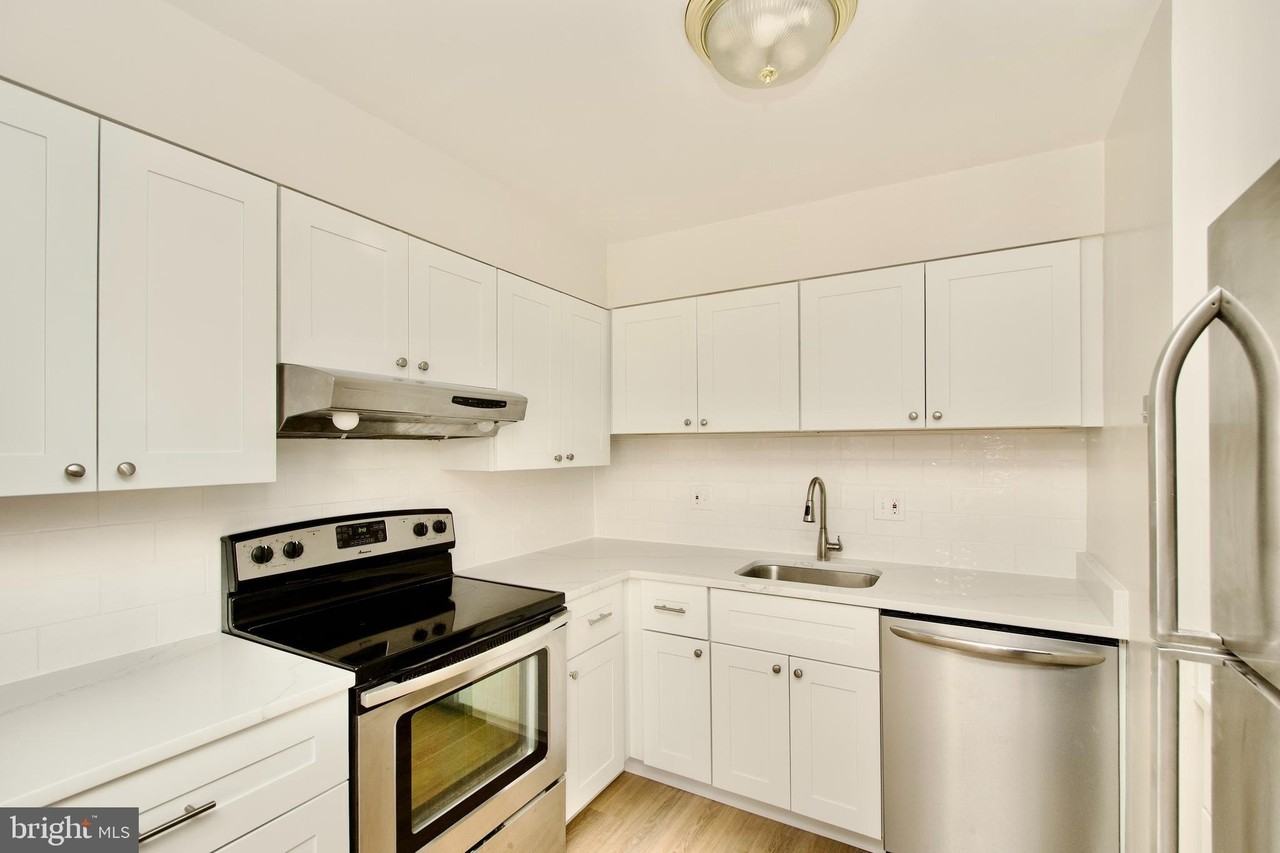 6145 Edsall Rd Unit 6145j #6145J - Photo 3 of 22