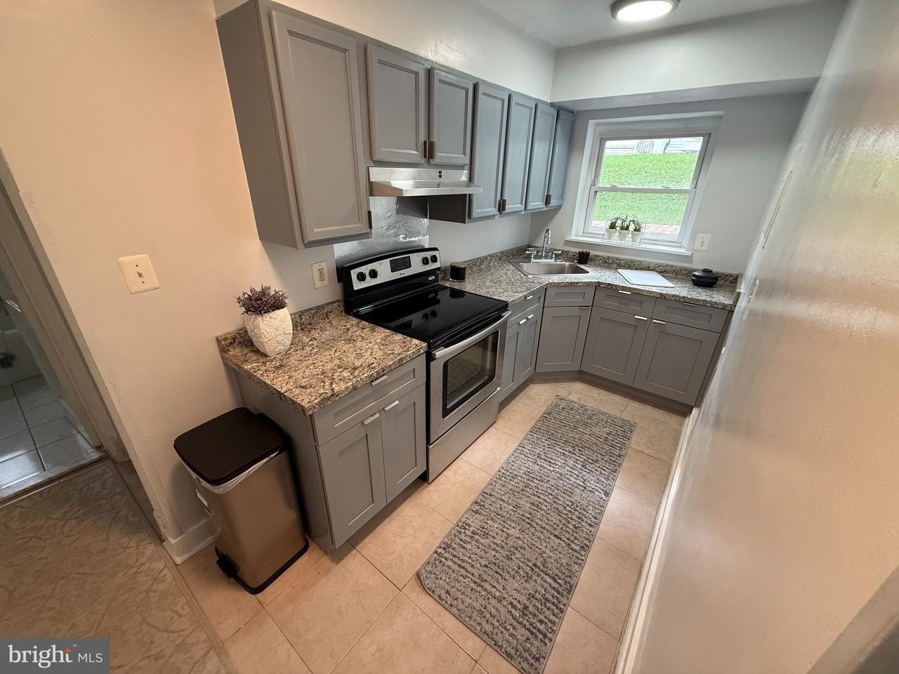 618 Notabene Dr Apt 2 #2 - Photo 4 of 8