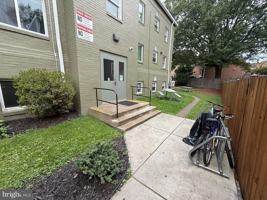 featured image of 618 Notabene Dr Apt 4 #4