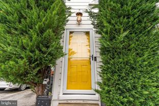 220 Hollis Aly - Photo 1 of 1
