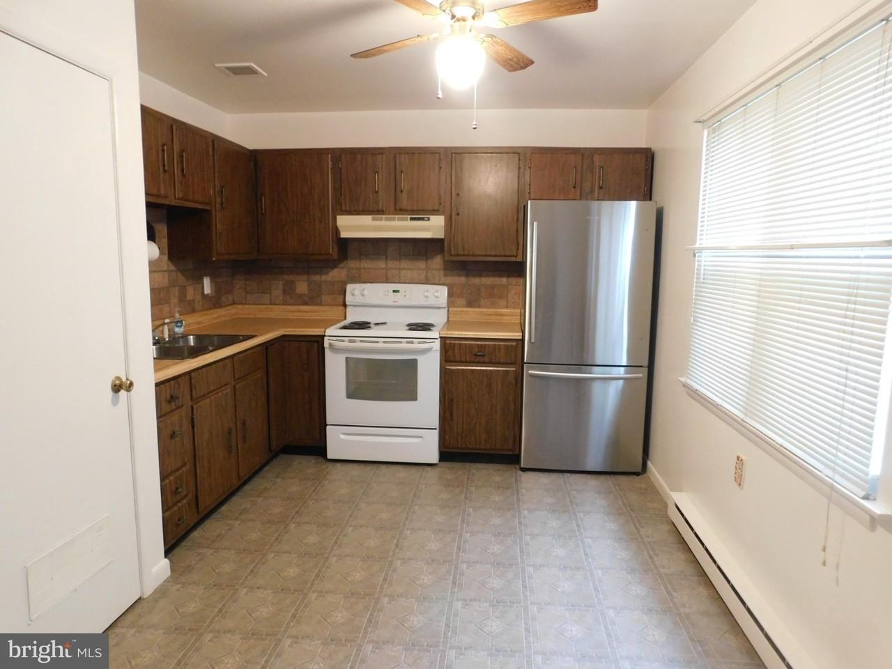 205 Moore Drive - Photo 7 of 17