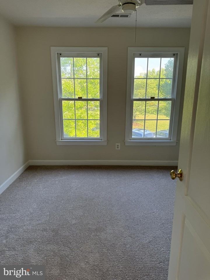 7267 Sallie Collins Drive - Photo 5 of 15