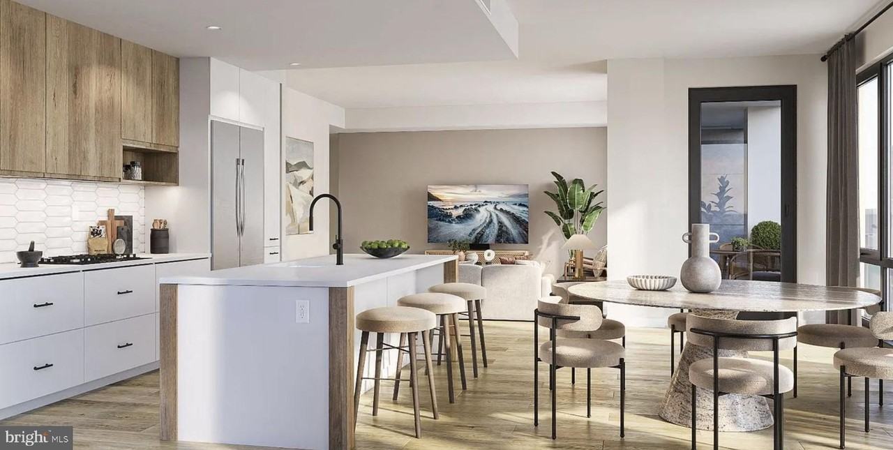 255 W Falls Station Blvd Unit 701 #701 - Photo 3 of 20