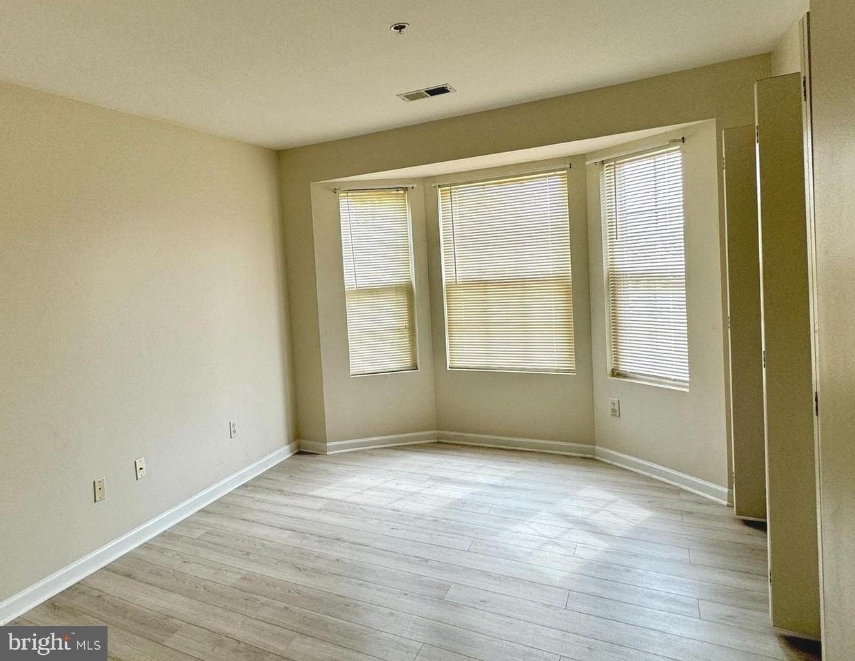 110 Brookland Ct Apt 5 - Photo 7 of 13