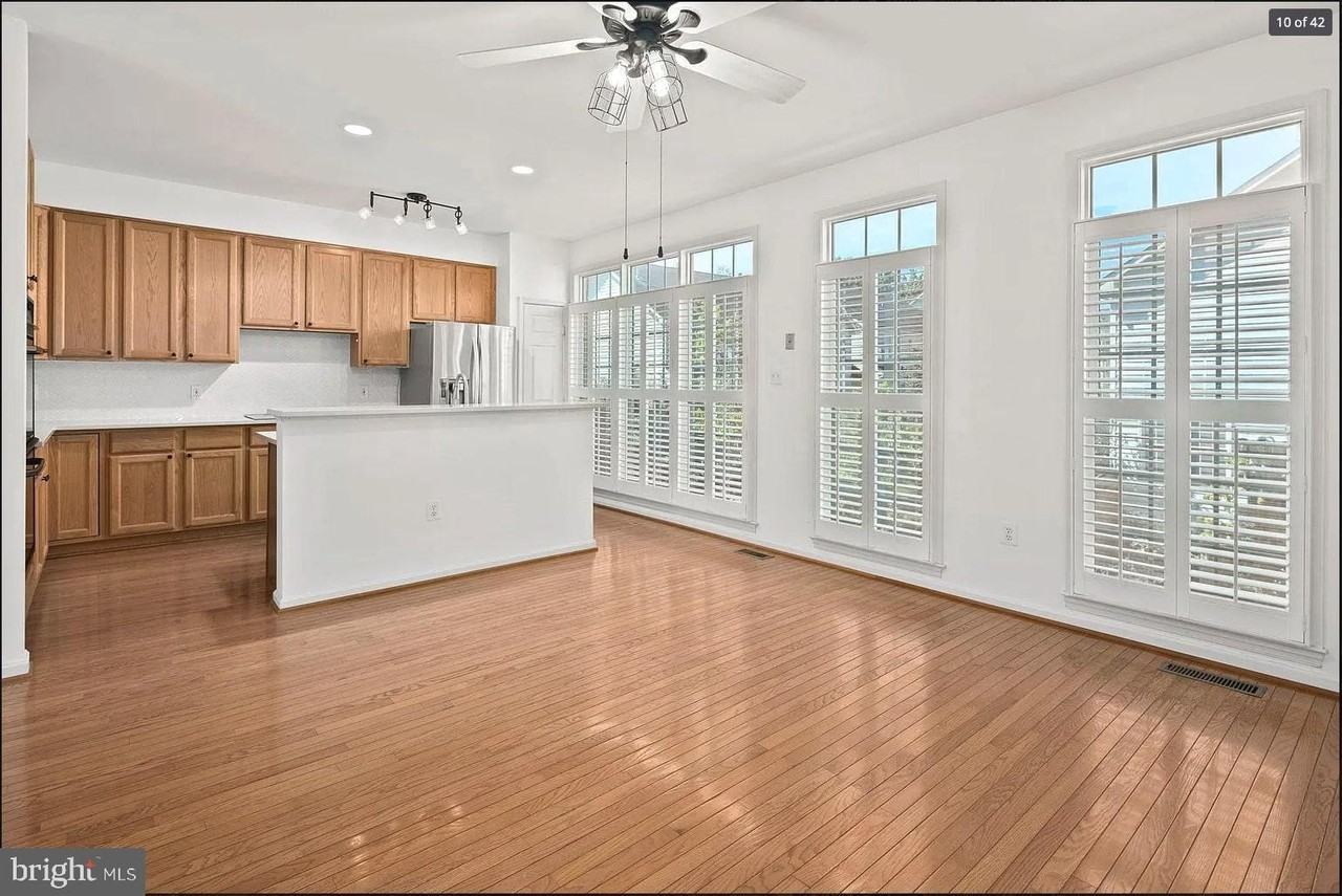 5394 Chieftain Cir - Photo 3 of 42