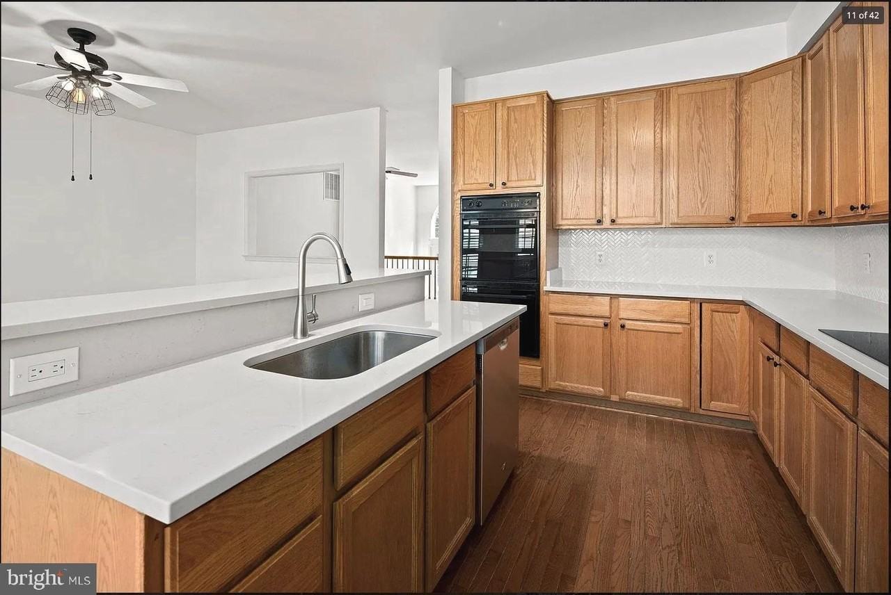 5394 Chieftain Cir - Photo 4 of 42