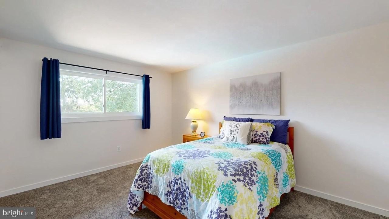 7364 Lee Hwy #203 - Photo 5 of 16