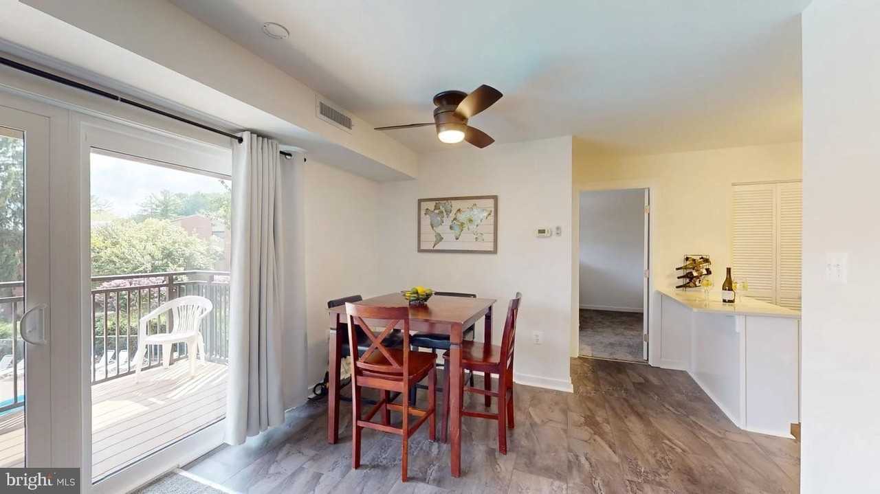 7364 Lee Hwy #203 - Photo 7 of 16