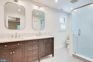 featured image of 12127 Holly Knoll Cir