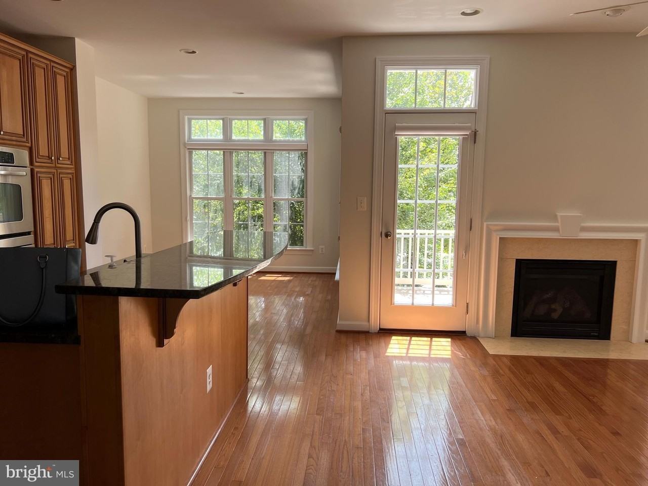 11463 Easton Lane #35 - Photo 3 of 34