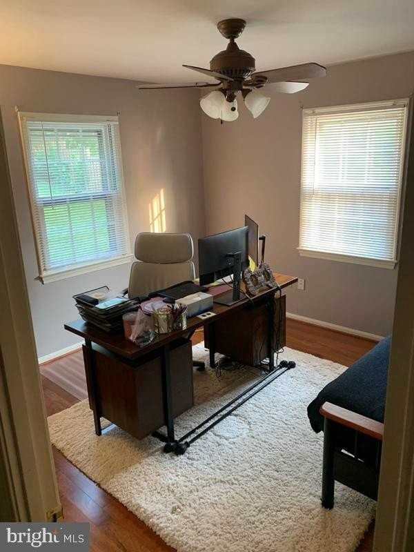 6902 Stoneybrooke Ln - Photo 5 of 11