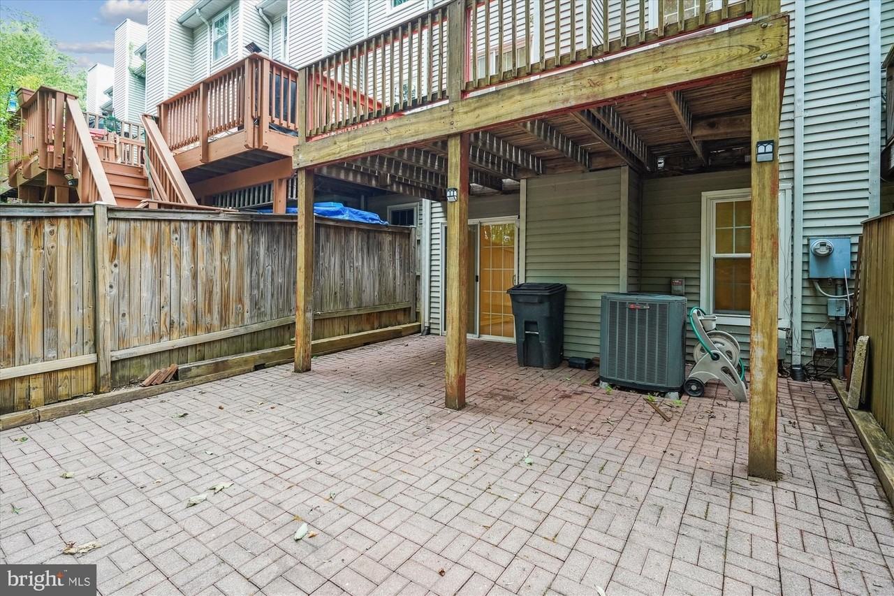 6760 Cardinal Woods Court - Photo 2 of 20