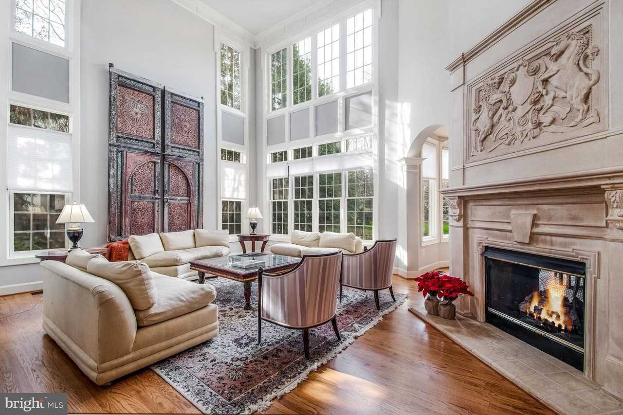 1550 Shelford Ct - Photo 5 of 50