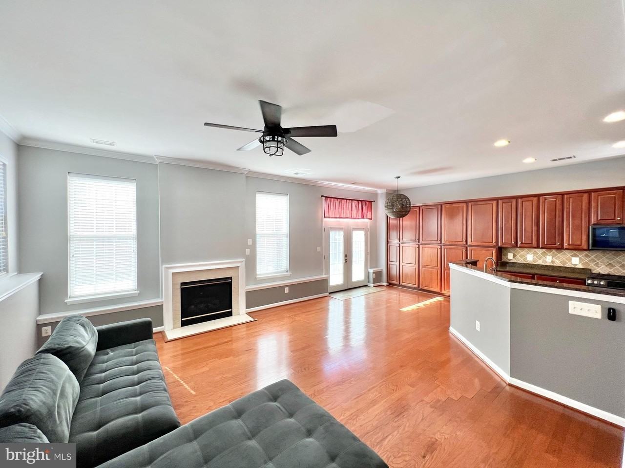 4240 Sonia Court - Photo 5 of 25