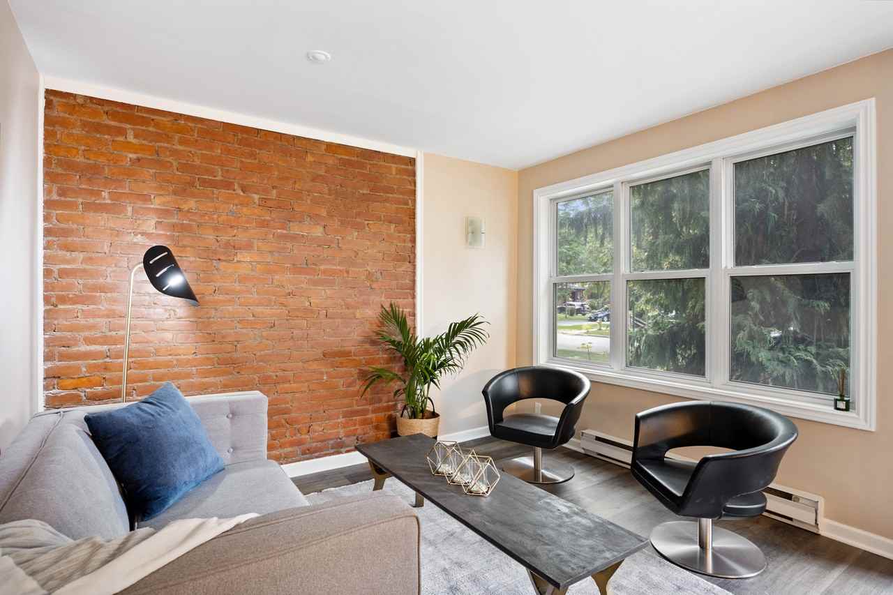 2123 Ontario St - Photo 5 of 20