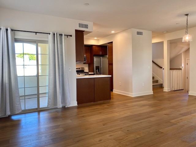 2209 W 237th St - Photo 2 of 50