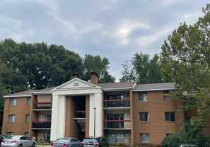 4003 Governors Sq - Photo 1 of 1