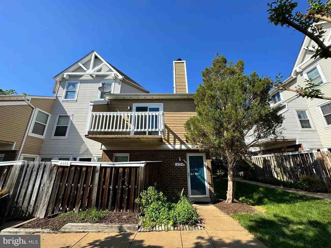 4354 Pembrook Village Dr Unit 63 #63 - Photo 2 of 33