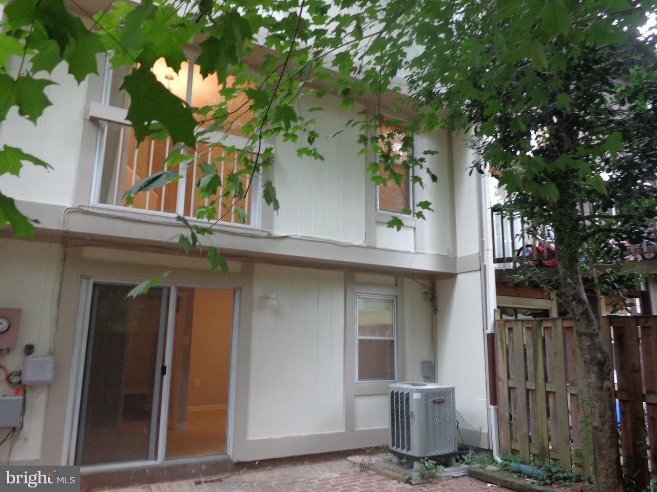 5565 Peppercorn Dr - Photo 4 of 41