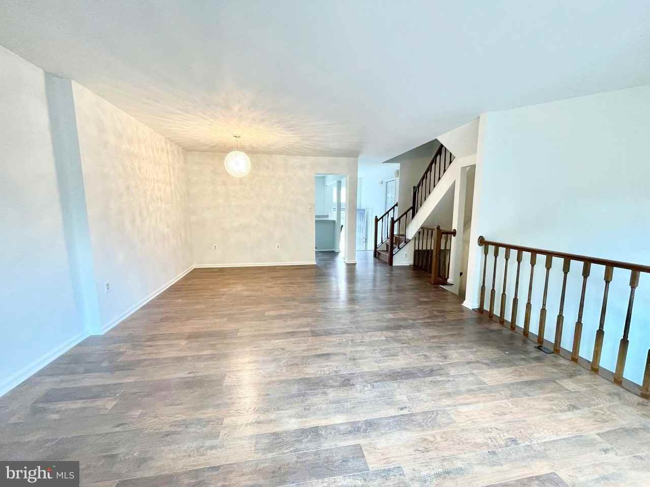 509 Dakota Dr - Photo 5 of 17