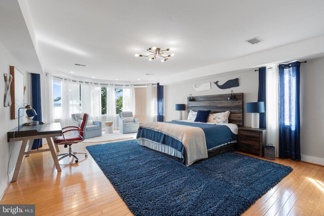 5837 River Dr - Photo 7 of 41