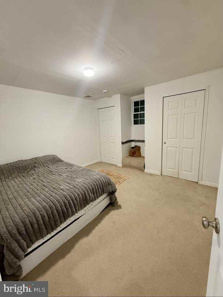 10206 Carol St - Photo 3 of 4