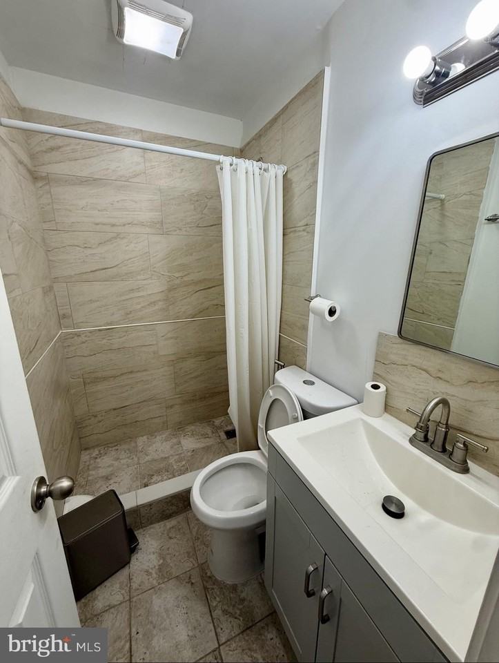 10206 Carol St - Photo 4 of 4