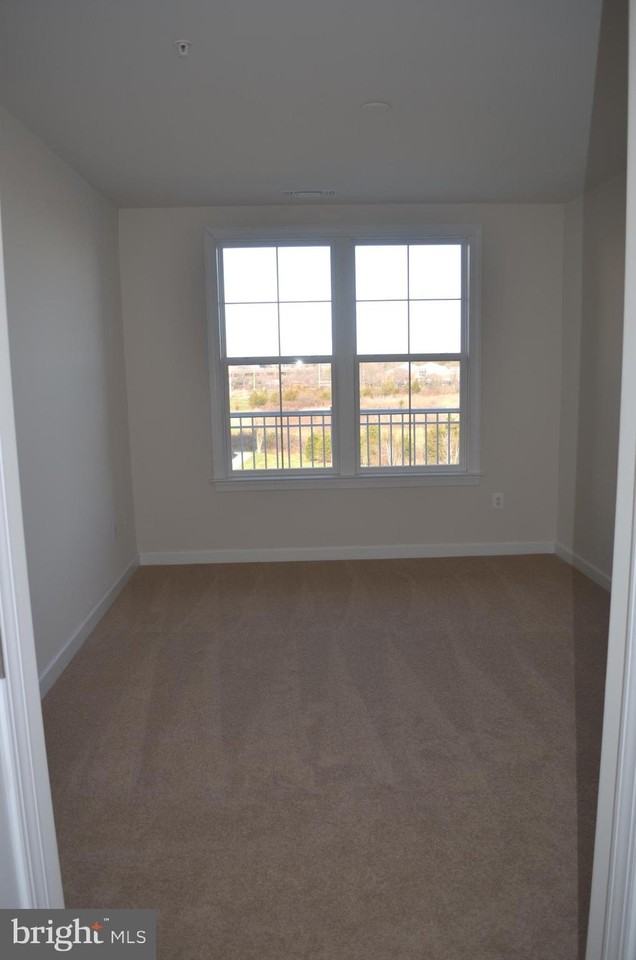 13724 Neil Armstrong Ave Unit 307 #307 - Photo 6 of 20