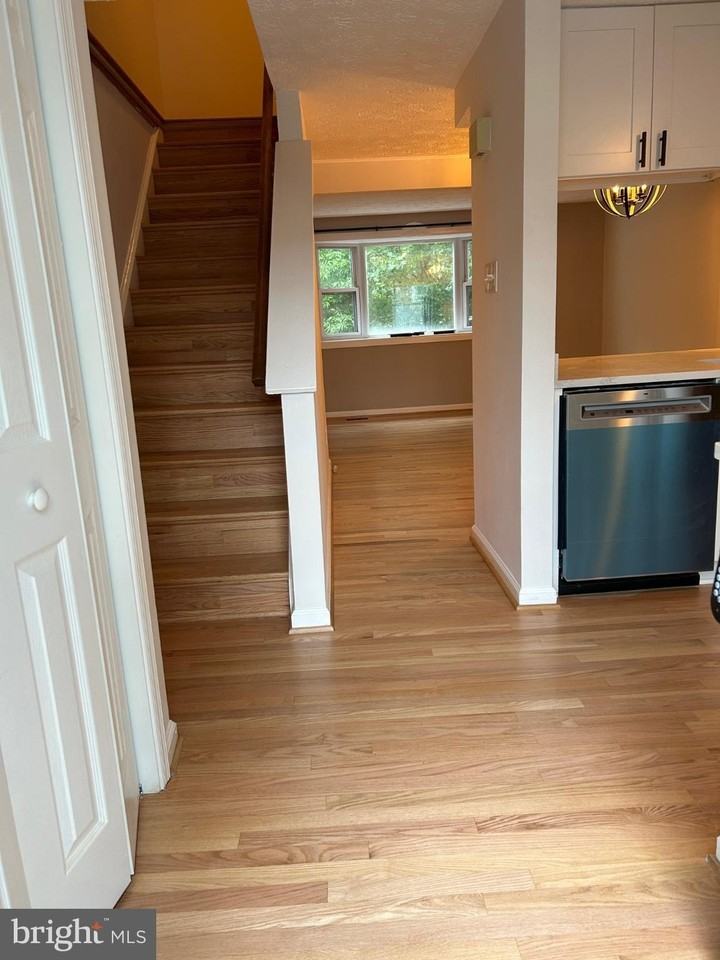 8317 Brookvale Ct - Photo 2 of 15