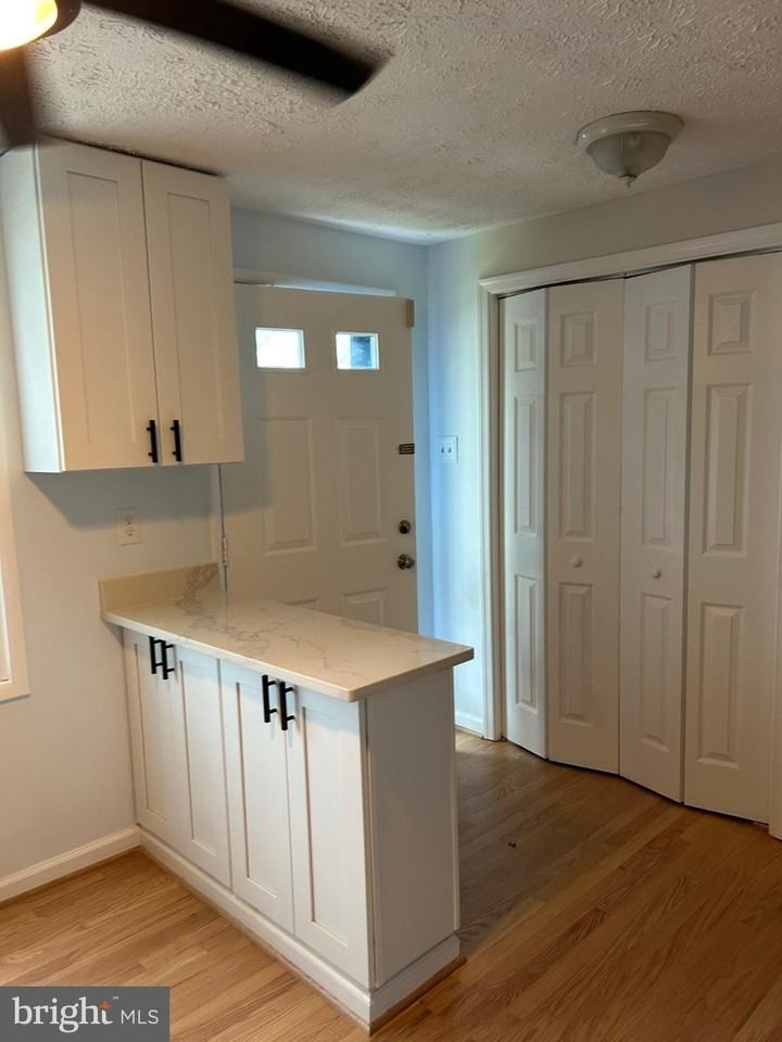 8317 Brookvale Ct - Photo 3 of 15