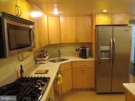 1413 Northgate Sq Unit 1c #1C - Photo 1 of 1