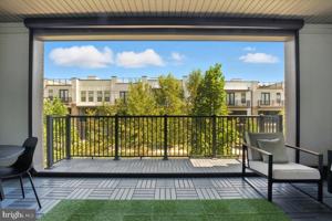 featured image of 23088 Lavallette Sq