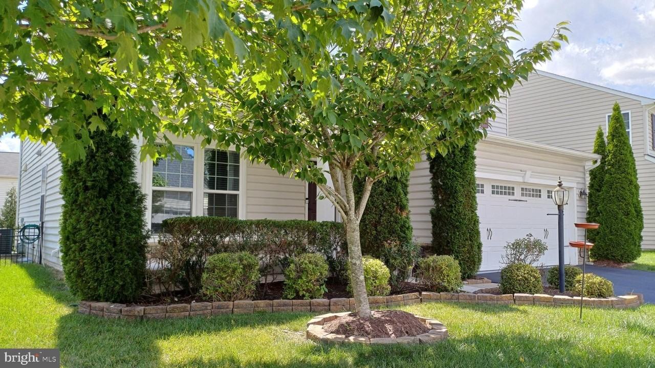 25501 Emerson Oaks Dr - Photo 2 of 50