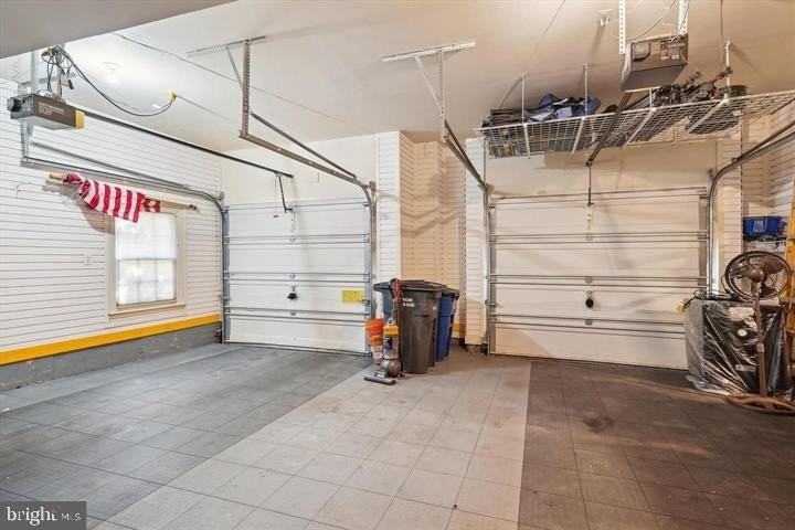 20366 Fallsway Ter - Photo 5 of 45