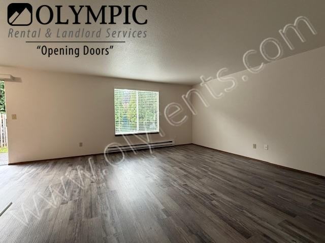 1703 Sulky Dr Se - Photo 2 of 11