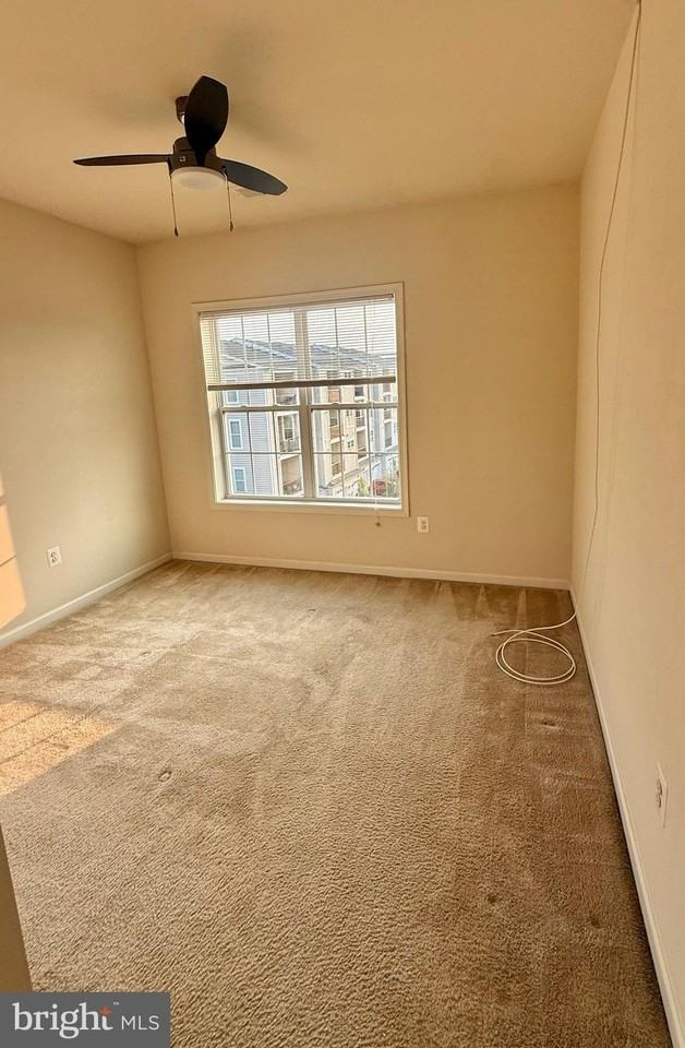 23479 Buckland Farm Ter - Photo 7 of 17