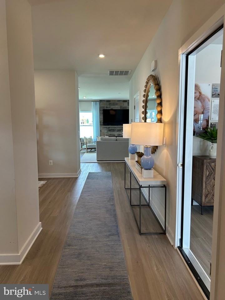 265 Baker Dr - Photo 2 of 22