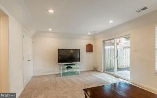 featured image of 14299 Newbern Loop