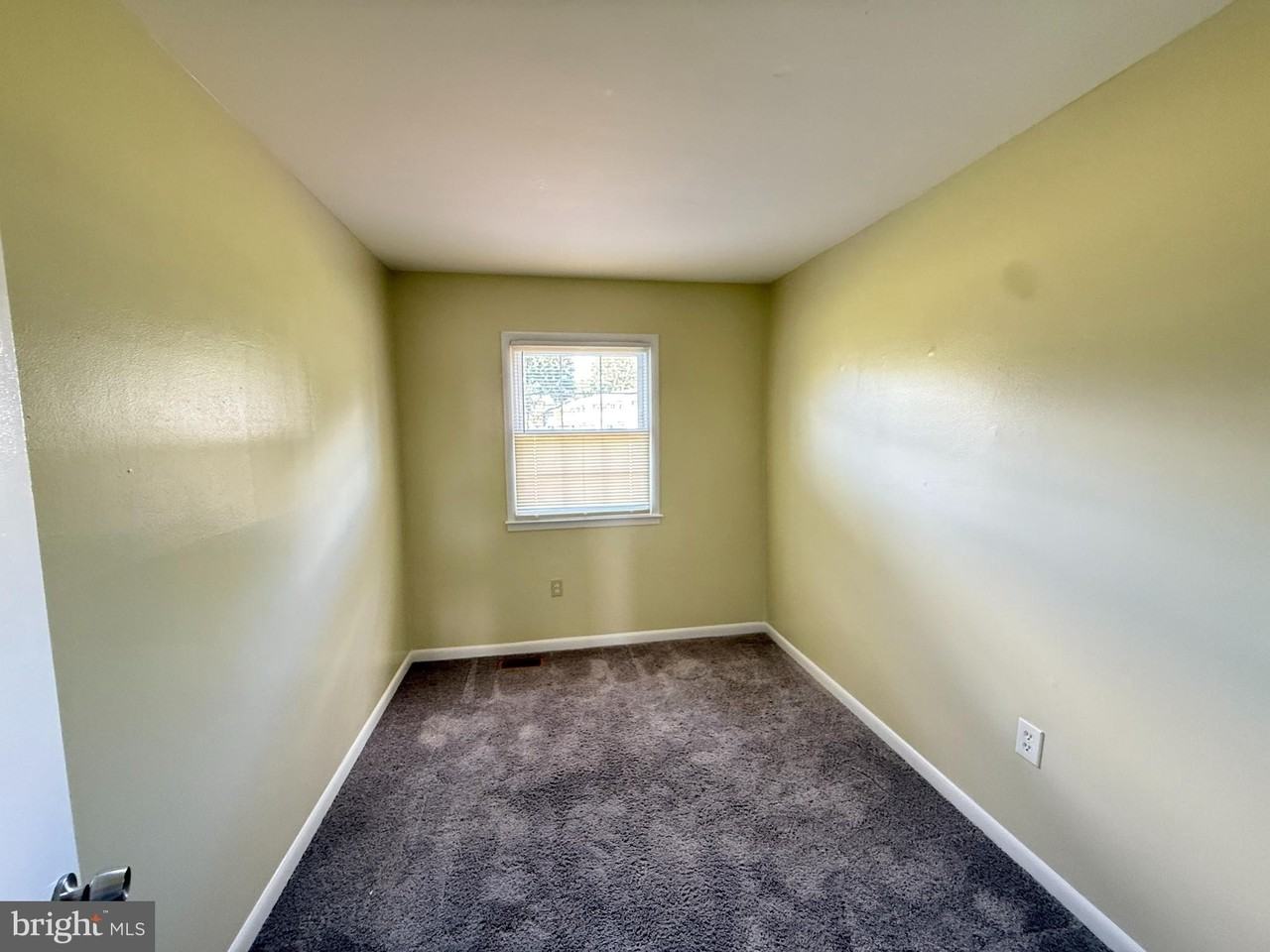 4306 Eileen Ct - Photo 6 of 14