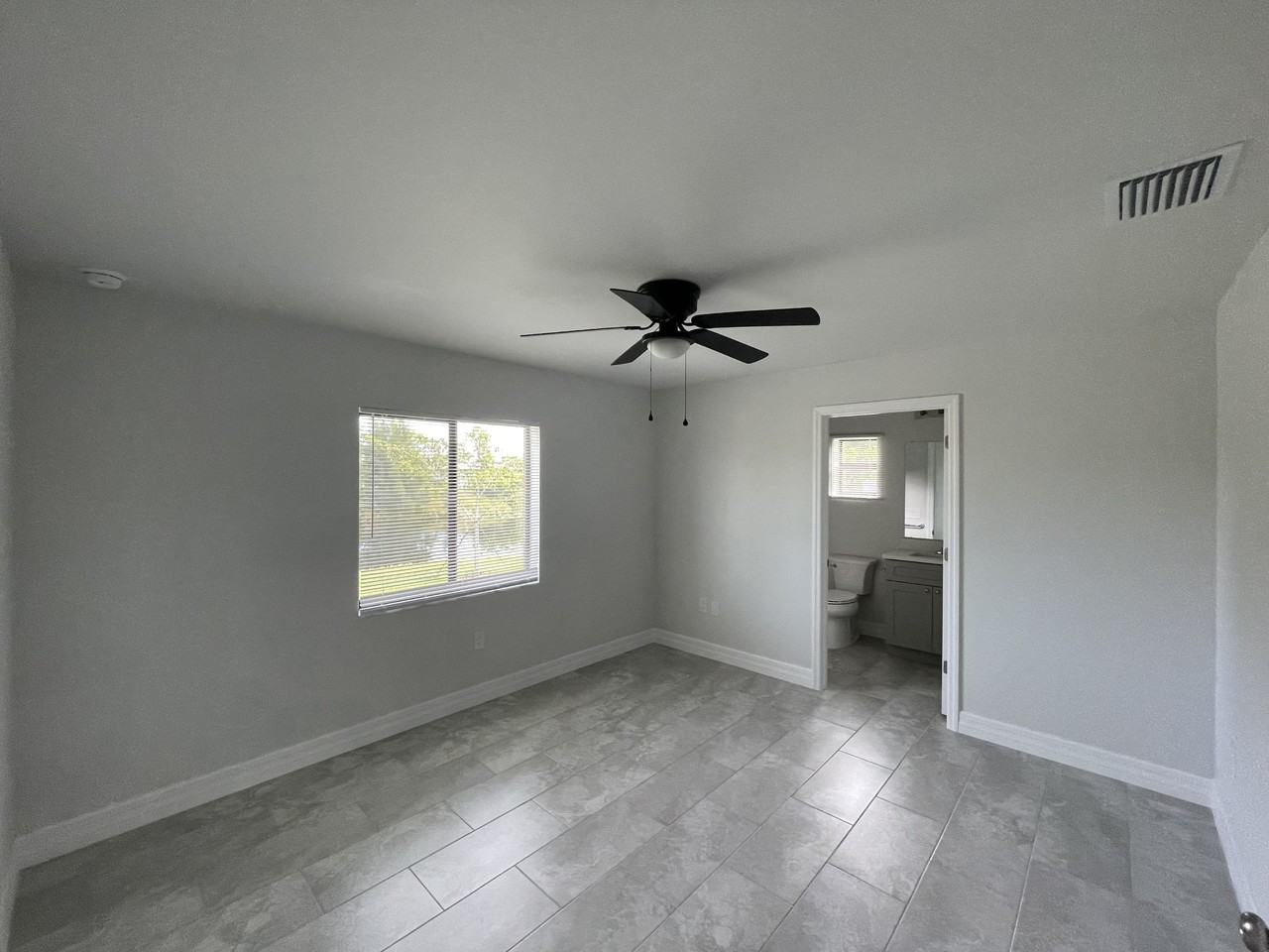 1421 Gleason Pkwy - Photo 7 of 23