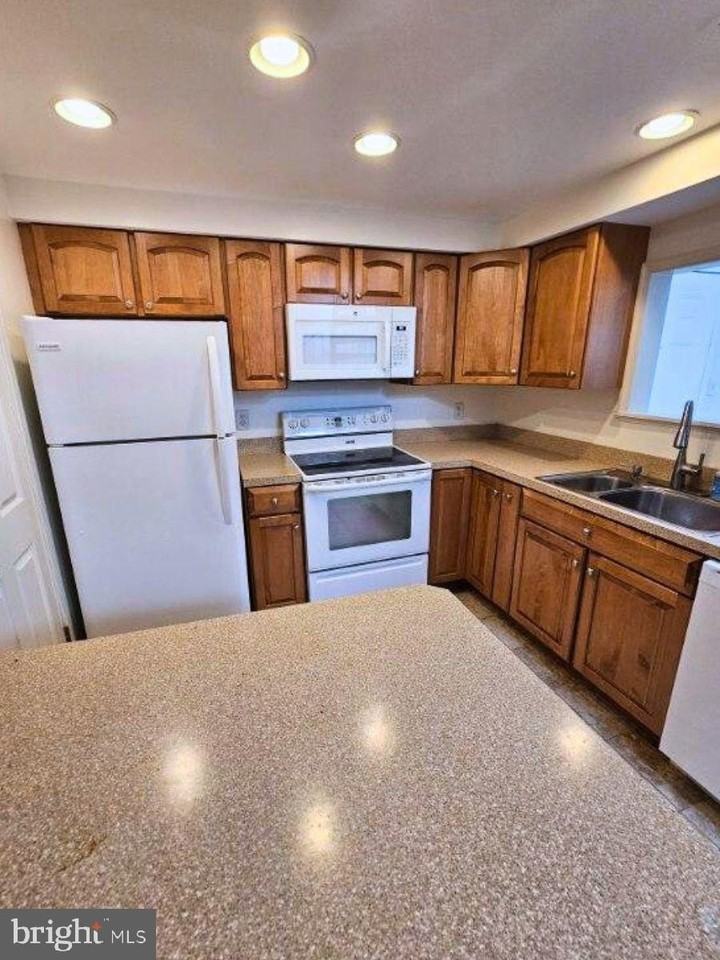 12316 Wadsworth Way Unit 3 #3