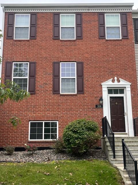 310 Heritage Trl - Photo 2 of 28