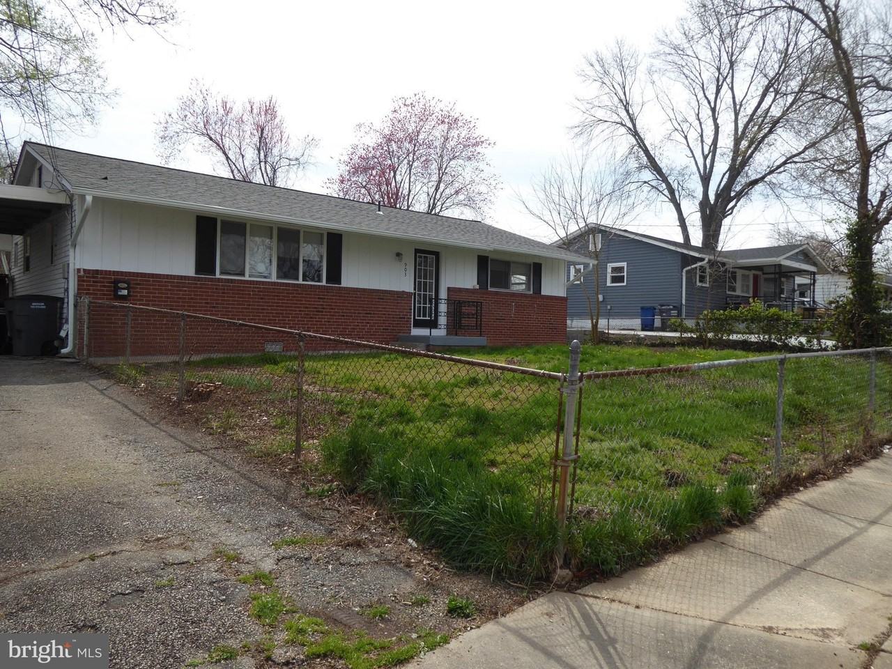 903 Regency Road - Photo 2 of 38