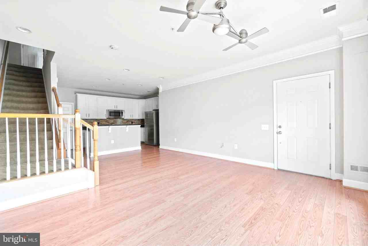 2263 Oberlin Drive - Photo 4 of 18