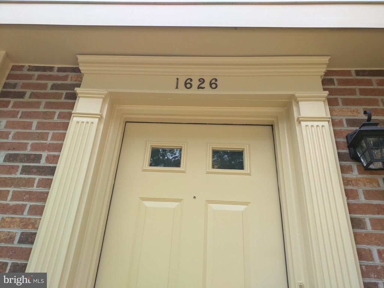 1626 Devil Ln - Photo 2 of 24