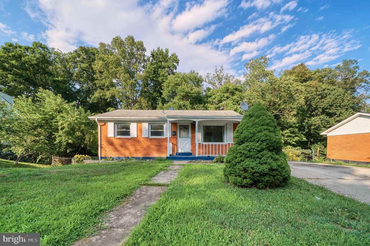 14307 Bismark Ave - Photo 2 of 30