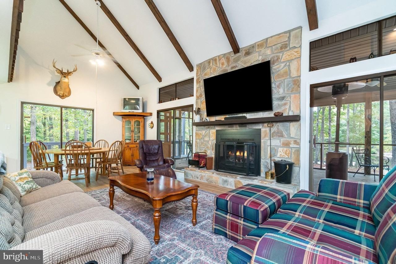 7411 Marye Road - Photo 3 of 37